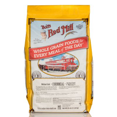 Bob's Red Mill Cornmeal, Medium Grind