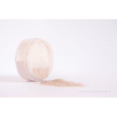 JennyAnn's Mineral Foundation, Light